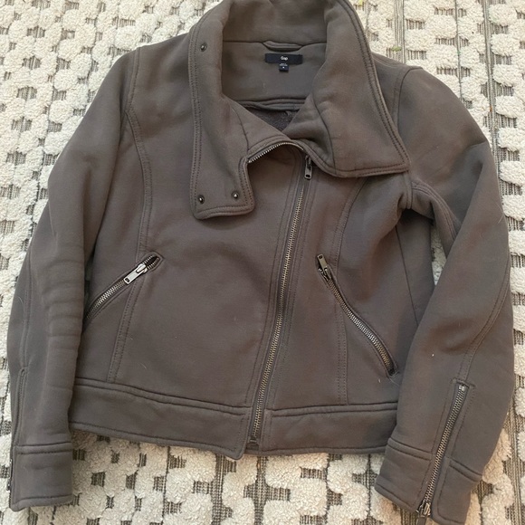 Gap light weight jacket. Perfect for fall! Oliver Green/Gray color. Small. - Picture 1 of 4